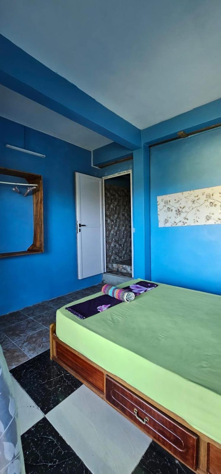 Tilapasse Resto & Guest House Port South East Exterior photo